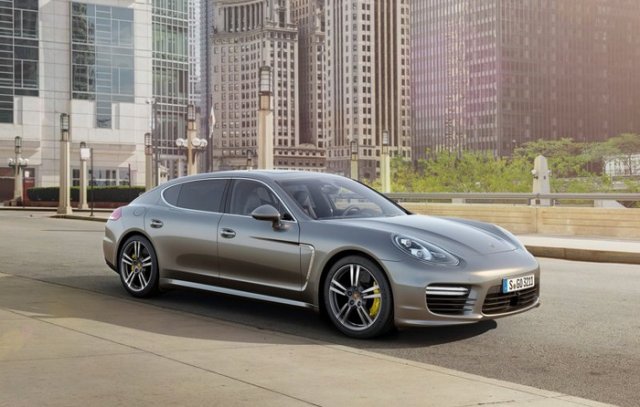  Porsche  Panamera Turbo S