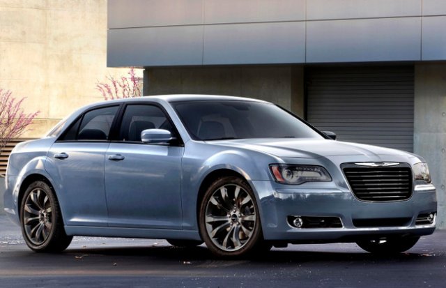 Chrysler обновит седан 300S Chrysler обновит седан 300S