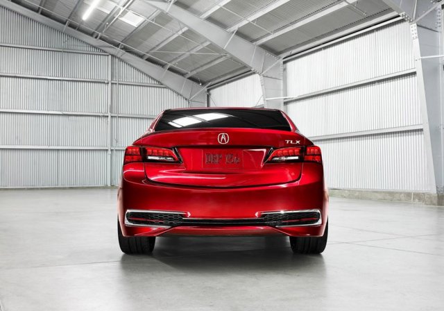 Acura ����������� ������������ TLX
