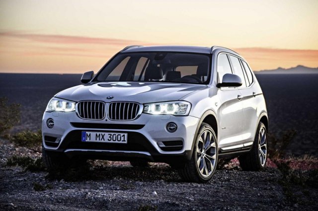BMW показала обновленный X3 BMW показала обновленный X3
