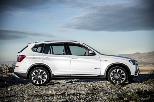 BMW показала обновленный X3 BMW показала обновленный X3