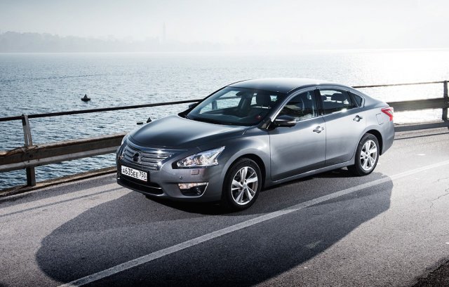  Nissan Teana   