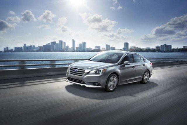 Subaru    Legacy 2015