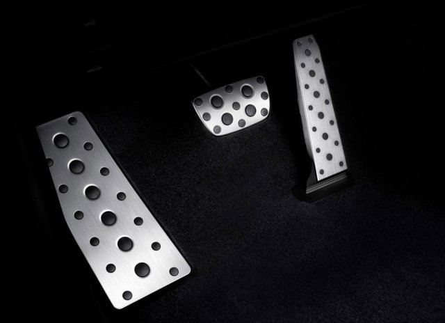 Toyota объявляет два отзыва Toyota объявляет два отзыва