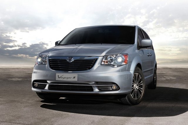 Lancia снимает с конвейера Delta и Voyager Lancia снимает с конвейера Delta и Voyager