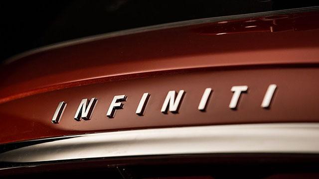 Infiniti представил тизеры ESQ Infiniti представил тизеры ESQ
