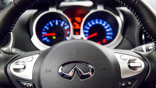 Infiniti представил тизеры ESQ Infiniti представил тизеры ESQ