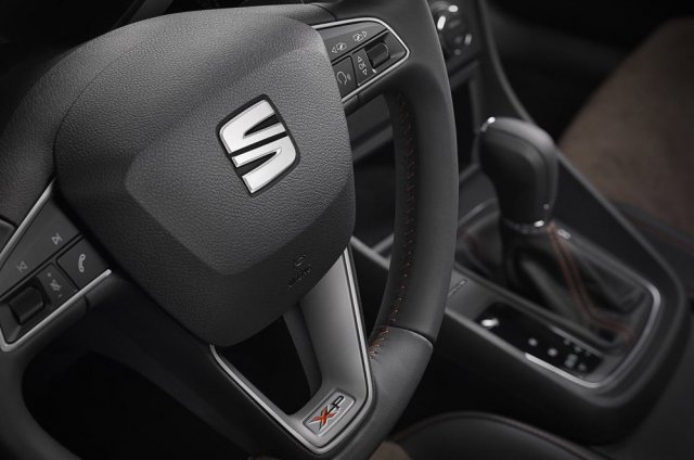 Seat Leon ST станет кроссовером Seat Leon ST станет кроссовером