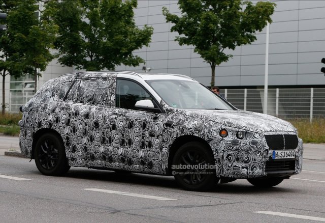 BMW работает над новым компактным MPV BMW работает над новым компактным MPV