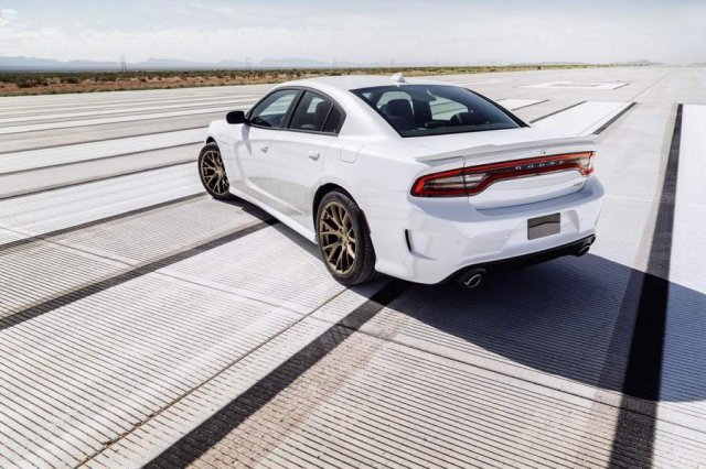 Dodge анонсировал Charger SRT Hellcat Dodge анонсировал Charger SRT Hellcat