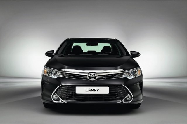 Toyota представила обновленную Camry Toyota представила обновленную Camry