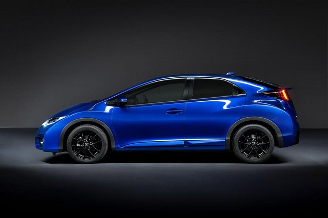 Honda везет в Европу обновленный Civic Honda везет в Европу обновленный Civic