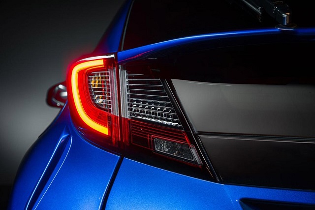 Honda везет в Европу обновленный Civic Honda везет в Европу обновленный Civic