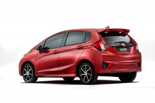 Honda представит третье поколение Jazz Honda представит третье поколение Jazz