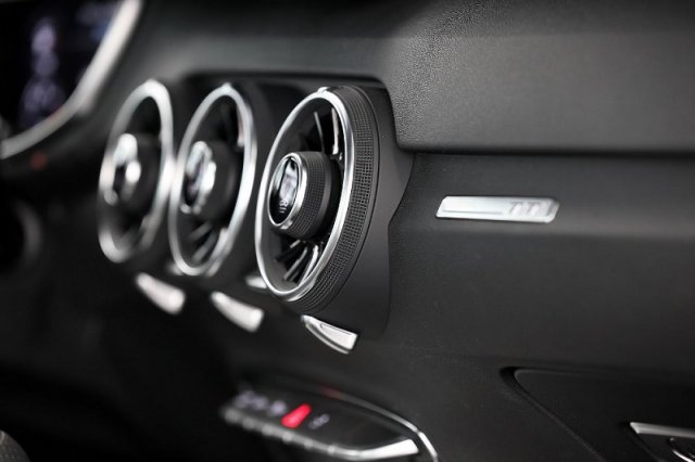 Спец. версия Audi TT 2010 посвящена Тацио Нуволари Спец. версия Audi TT 2010 посвящена Тацио Нуволари