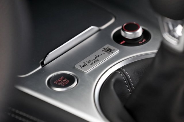 Спец. версия Audi TT 2010 посвящена Тацио Нуволари Спец. версия Audi TT 2010 посвящена Тацио Нуволари