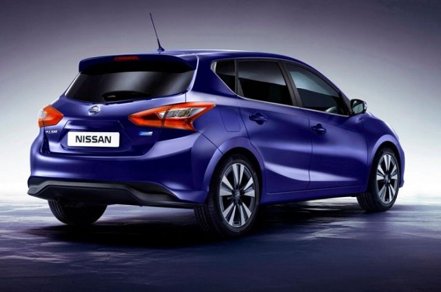 Nissan Pulsar и Pulsar Nismo представлены в Париже Nissan Pulsar и Pulsar Nismo представлены в Париже