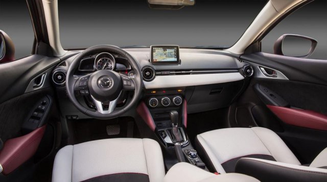 Состоялся дебют Mazda-CX3 Состоялся дебют Mazda-CX3