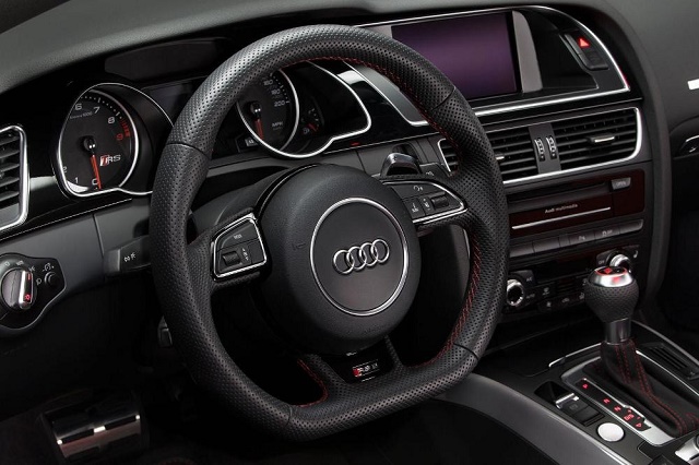 Показана спецверсия двухдверной Audi RS5 Показана спецверсия двухдверной Audi RS5