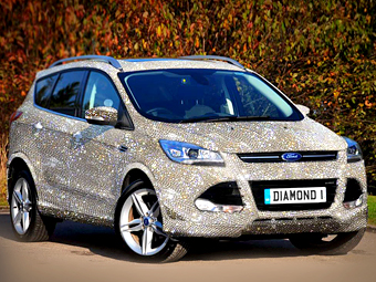 Ford Kuga   Swarovski  1,3  