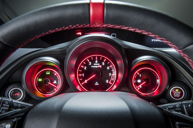 Honda поделилась динамикой серийного хот-хэтча Civic Type R Honda поделилась динамикой серийного хот-хэтча Civic Type R