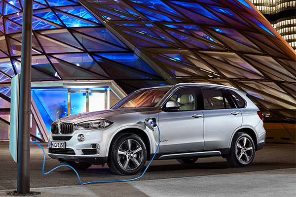 Гибридный вариант внедорожника BMW X5 Гибридный вариант внедорожника BMW X5