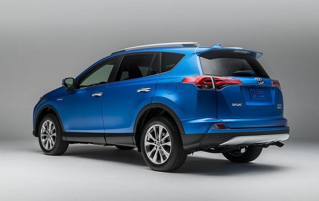 Toyota RAV4 после обновления стала гибридом Toyota RAV4 после обновления стала гибридом