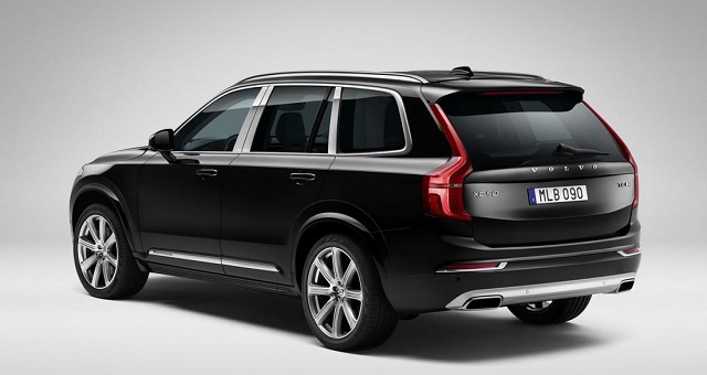 Volvo представила люксовую версию XC90 Volvo представила люксовую версию XC90