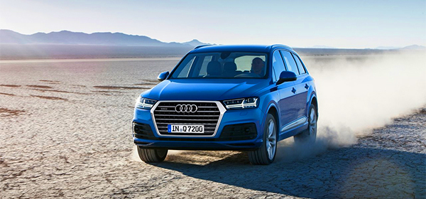 Топовую версию новой Audi Q7 оснастятт 435-сильным турбомотором Топовую версию новой Audi Q7 оснастятт 435-сильным турбомотором