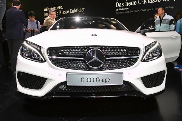 Во Франкфурте Mercedes представил новое купе C-Class Во Франкфурте Mercedes представил новое купе C-Class