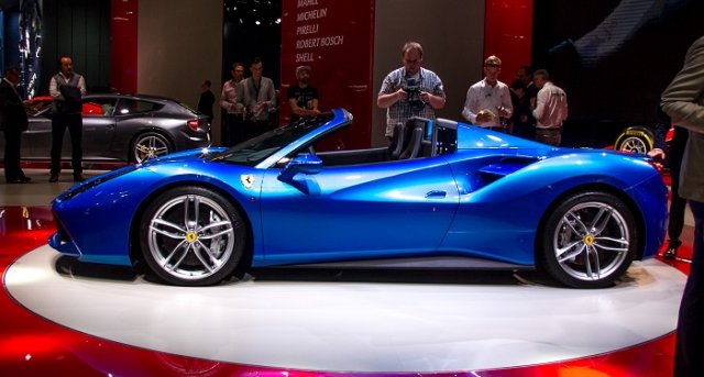 Ferrari 488 Spider – «изюминка» автосалона в Франкфурте Ferrari 488 Spider – «изюминка» автосалона в Франкфурте