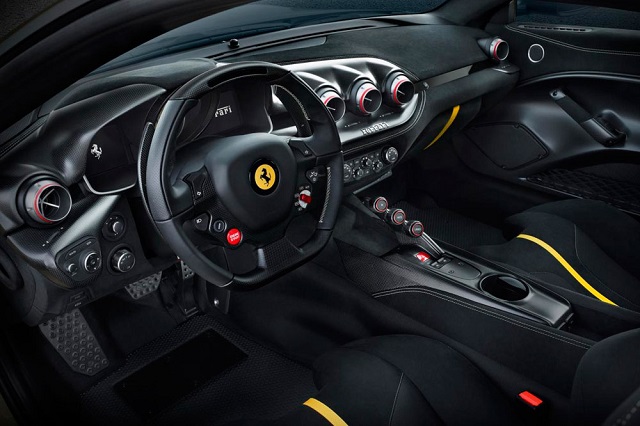 Ferrari увеличила мощность спорткара F12 Ferrari увеличила мощность спорткара F12