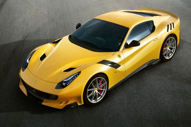 Ferrari увеличила мощность спорткара F12 Ferrari увеличила мощность спорткара F12