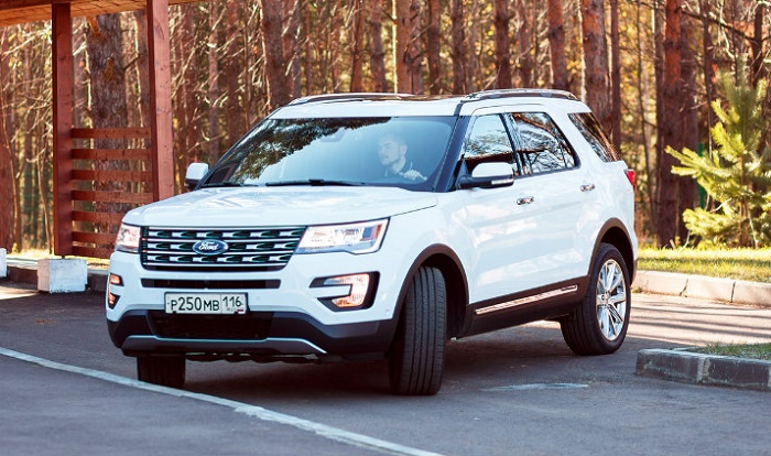     Ford Explorer
