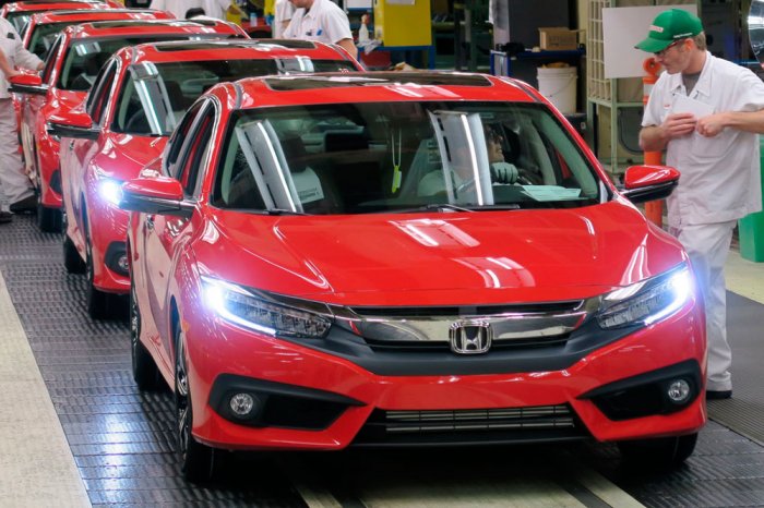 Honda начала выпуск нового седана Civic Honda начала выпуск нового седана Civic
