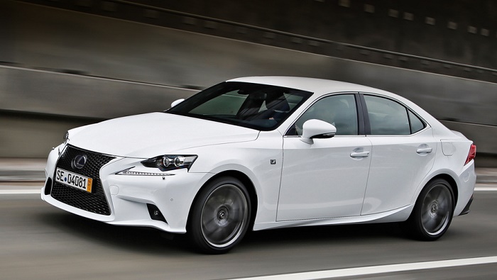 Тест драйв автомобиля Lexus IS третьего поколения Тест драйв автомобиля Lexus IS третьего поколения