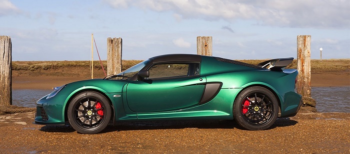 Lotus представила сверхлегкий спорткар Exige Lotus представила сверхлегкий спорткар Exige