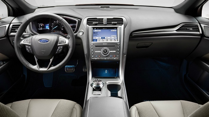 Обновленный Ford Fusion стал 325-сильным Обновленный Ford Fusion стал 325-сильным