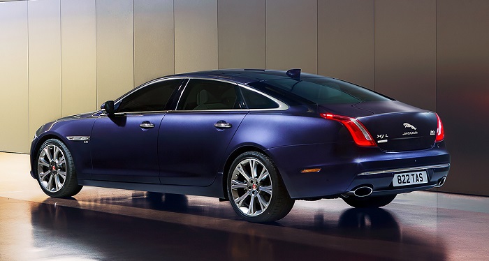 В России стартовали продажи обновленного Jaguar XJ В России стартовали продажи обновленного Jaguar XJ