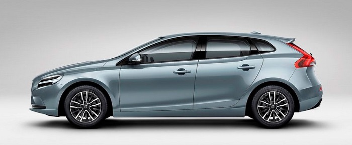 Volvo представила новый хэтчбек V40. Volvo представила новый хэтчбек V40.