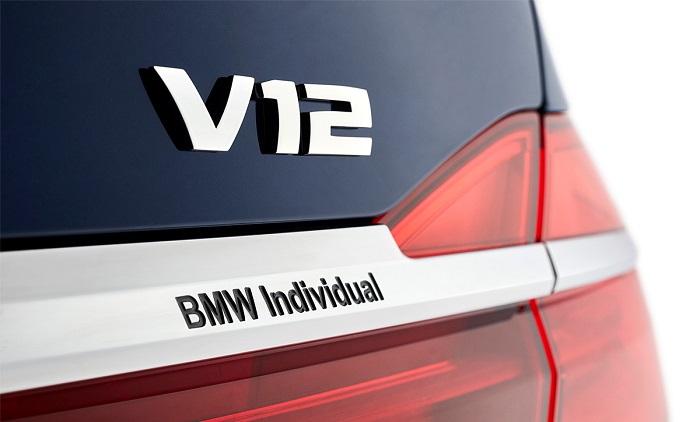 Юбилейная BMW 7-Series: Названы российские цены Юбилейная BMW 7-Series: Названы российские цены
