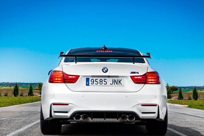 Мощность купе BMW M4 увеличена на 25 лошадиных сил Мощность купе BMW M4 увеличена на 25 лошадиных сил