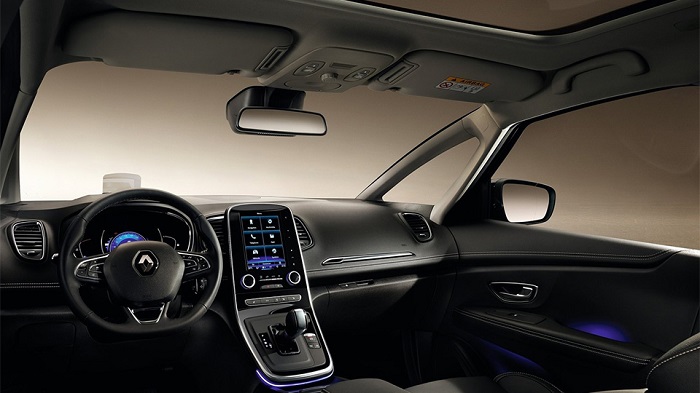 Renault Grand Scenic породнился с кроссовером Kadjar Renault Grand Scenic породнился с кроссовером Kadjar