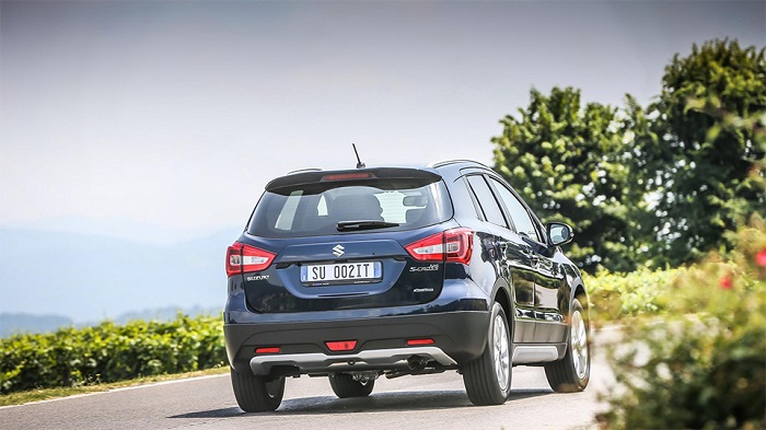 Suzuki SX4 лишился атмосферного мотора Suzuki SX4 лишился атмосферного мотора