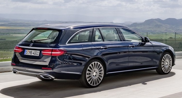 Универсал E-Class: Стала известна цена Универсал E-Class: Стала известна цена