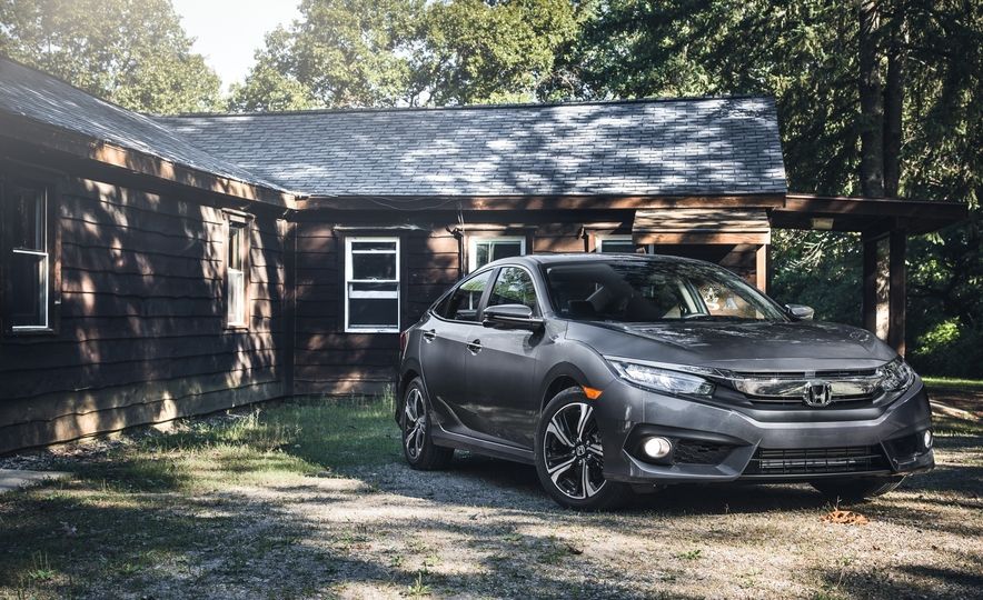   Honda Civic Sedan 2016-2017 