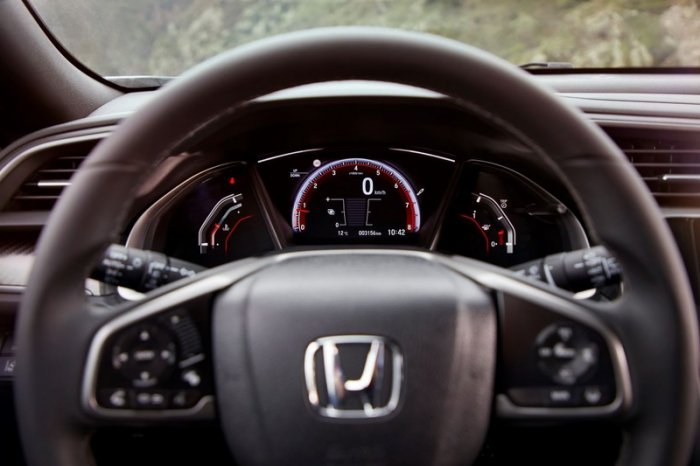 Honda Civic 5D �������. 10 ���������. 2015 �.�. ����������� ��������������.